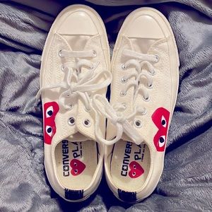 Comme Des Garçons Play x Converse
All Star low-top sneakers - Lightly used